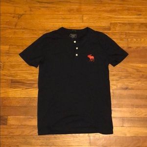 Short sleeved Abercrombie & Fitch navy Henley